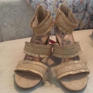 Sam & Libby 3 strap sandal heels